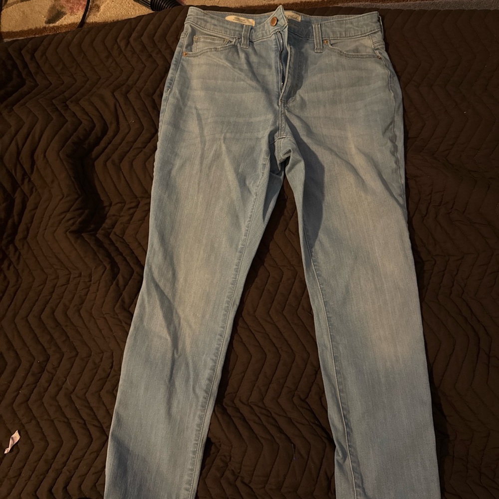 Universal Thread Pale Blue Skinny Jeans